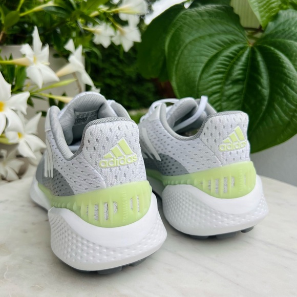 🌿🤍Adidas🤍🌿Beautiful Comfy day 🌿New - Picture 10 of 11